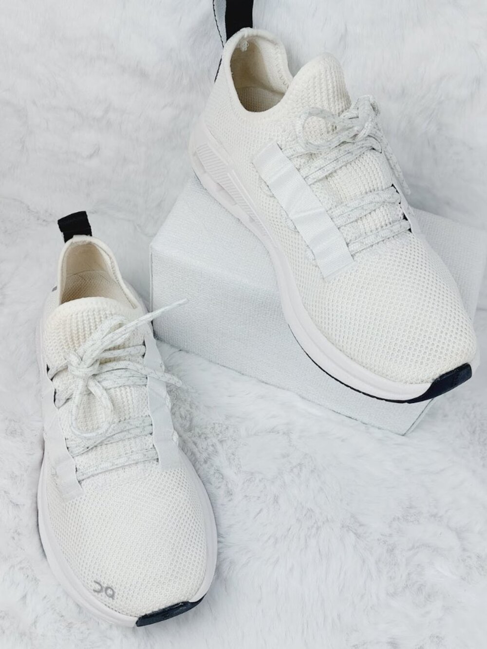 On Running Cloudeasy Women's Undyed White Lace-Up Road Running Shoes Size US 6 - Picture 5 of 10
